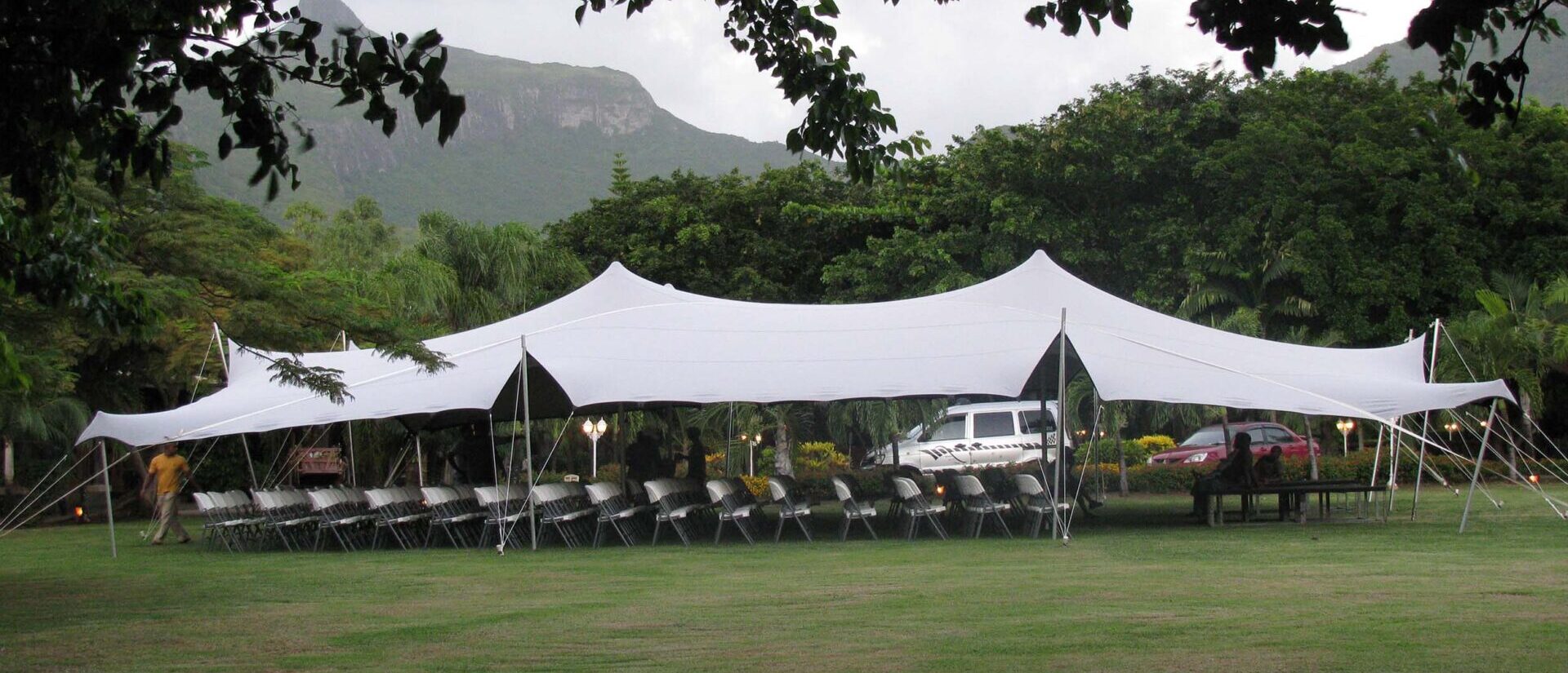 12-04-13 - White 10,5x15 - Cultural event